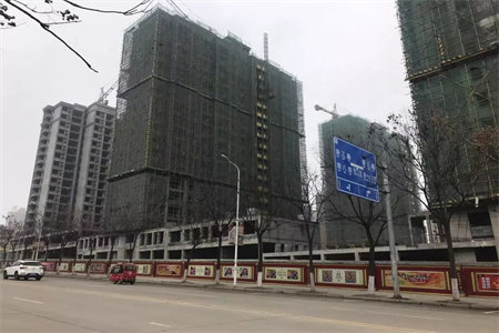 田苑小区普通住宅简单装修随时看房